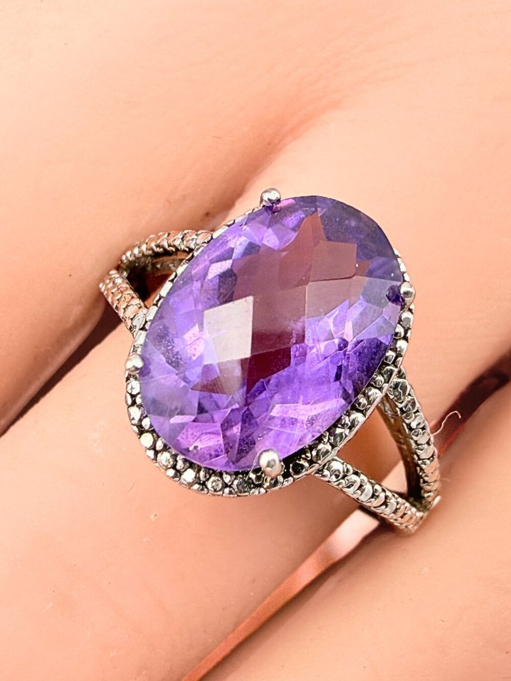 Stunning Marked Sterling Silver Oval Cut Amethyst Cocktail Ring Sz 10